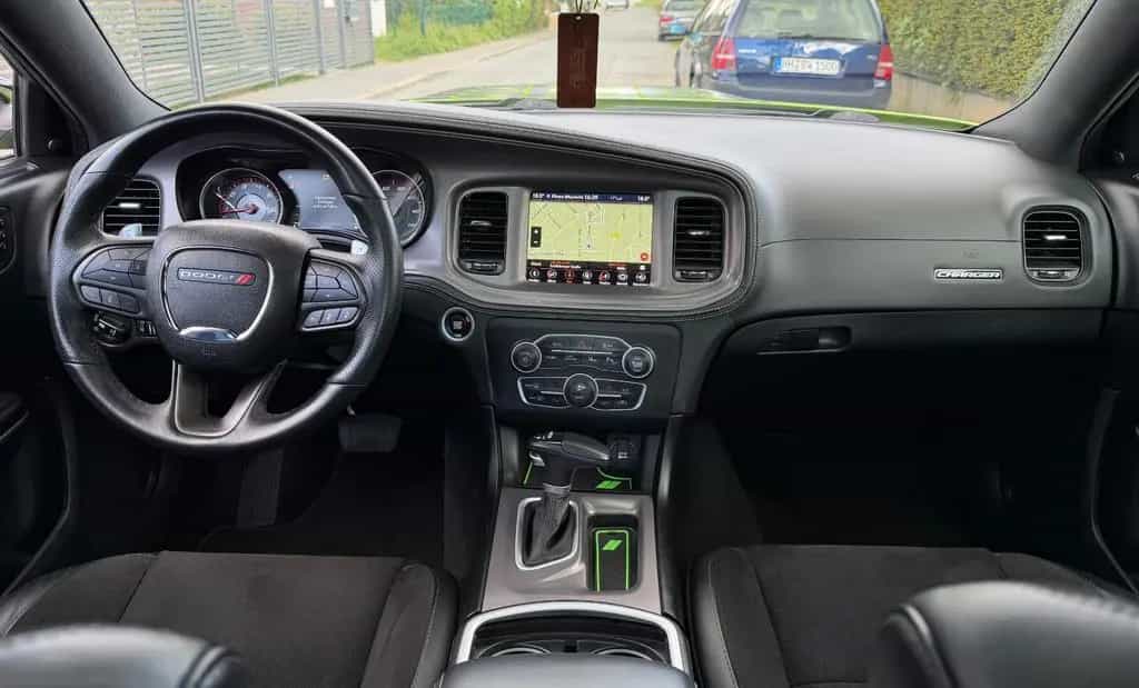 Dodge Charger GT AWD Daytona Line Voll Ausstat WIE NEU 05/2024-photo-31
