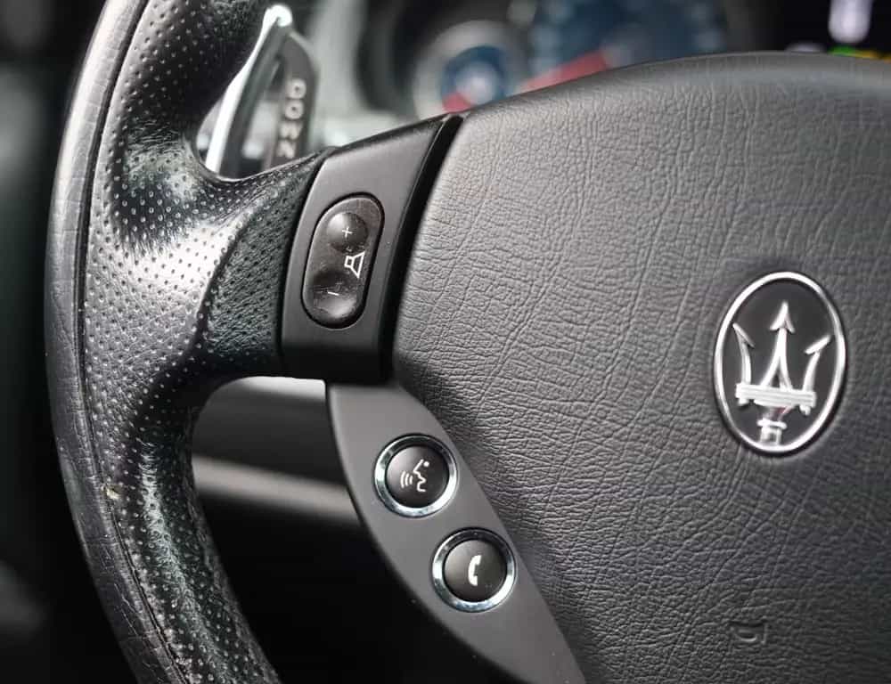 Maserati Granturismo 4.7 S | Nero Carbonio - Scheckheft 11/2009-photo-30