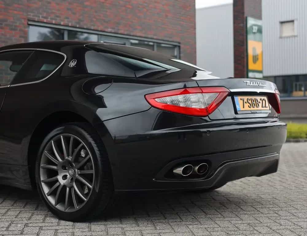 Maserati Granturismo 4.7 S | Nero Carbonio - Scheckheft 11/2009-photo-9
