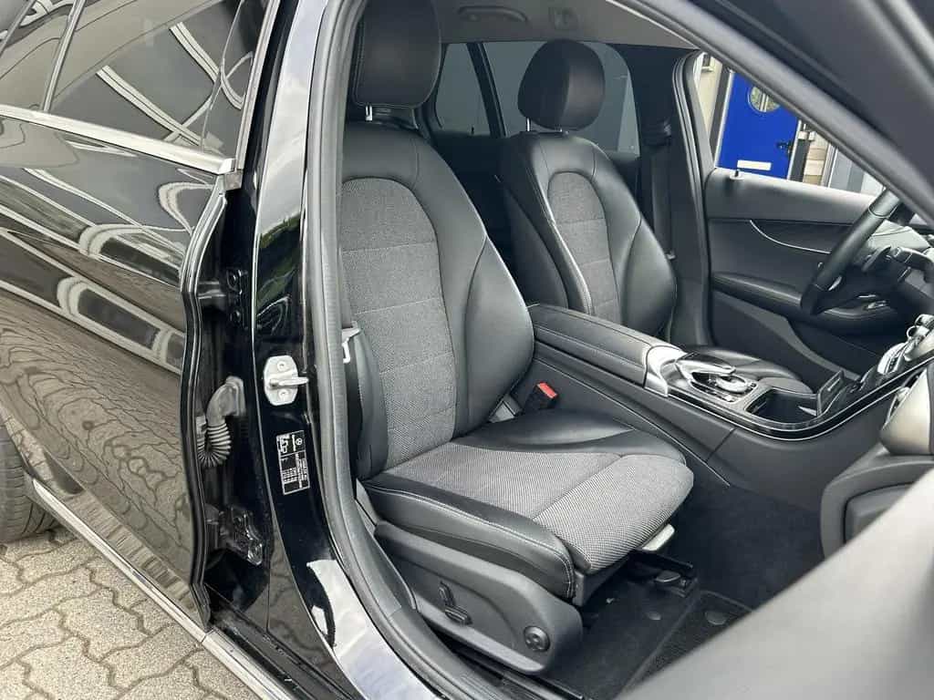 Mercedes-Benz C 400 T 4Matic Shz Navi LED Kamera 08/2017-photo-16