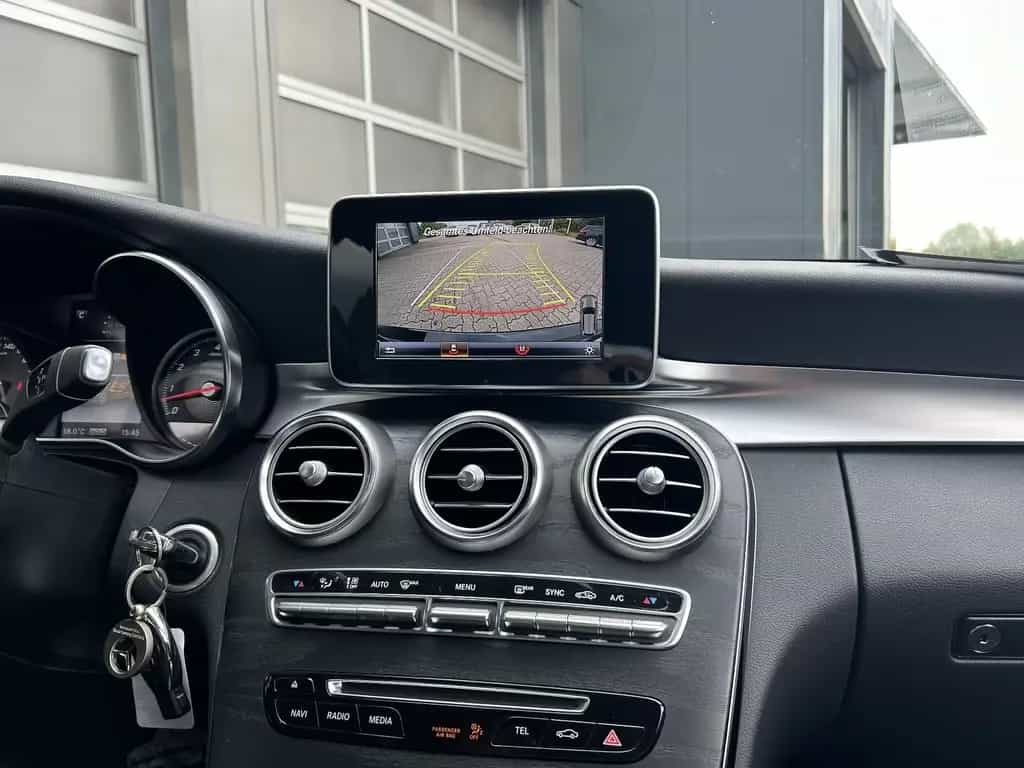 Mercedes-Benz C 400 T 4Matic Shz Navi LED Kamera 08/2017-photo-18