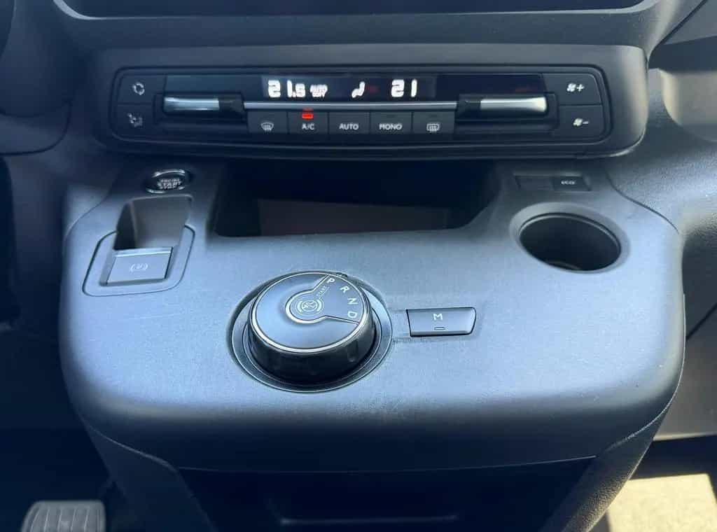 Citroën Berlingo Shine XL 1.2 Automatik 02/2022-photo-14