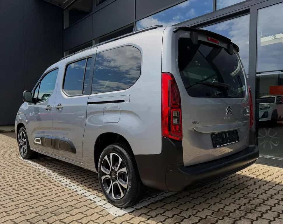 Citroën Berlingo Shine XL 1.2 Automatik 02/2022-photo-3