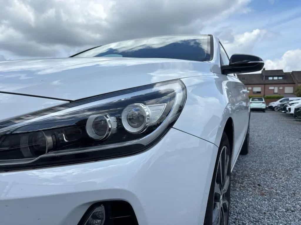 Hyundai i30 1.0 TGDI KAT 06/2017-photo-6