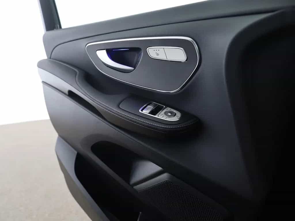 Mercedes-Benz V 300 d Extralang Avantgarde Distronic 360 Leder 05/2025-photo-13
