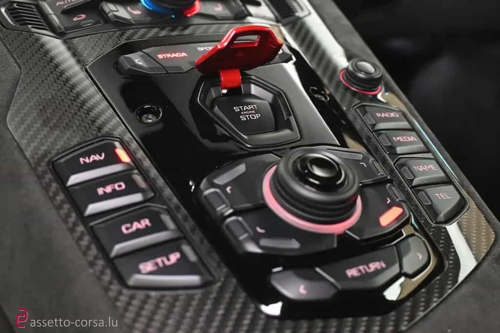 Lamborghini Aventador LP780-4 Ultimae Roadster*Lift*Carbon 08/2022-photo-15