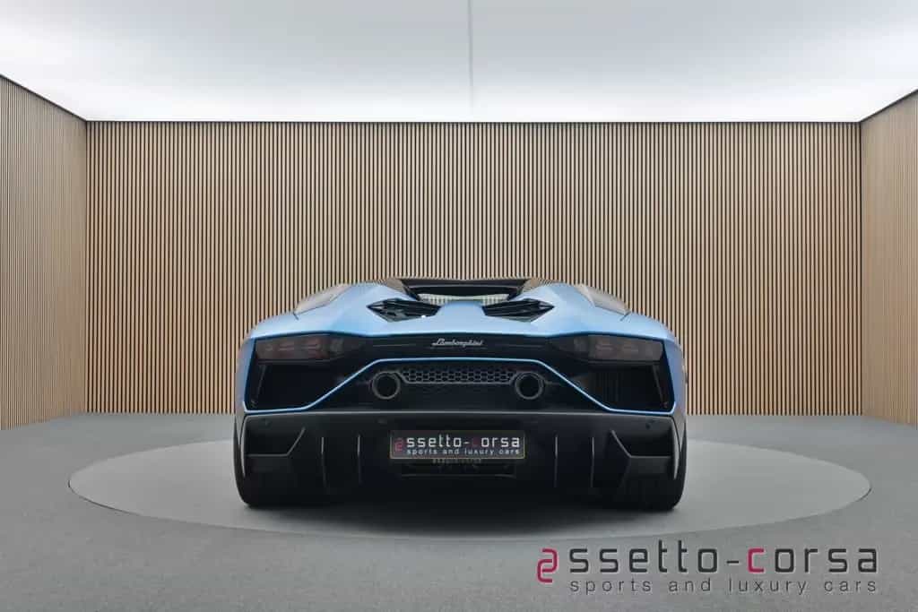 Lamborghini Aventador LP780-4 Ultimae Roadster*Lift*Carbon 08/2022-photo-2