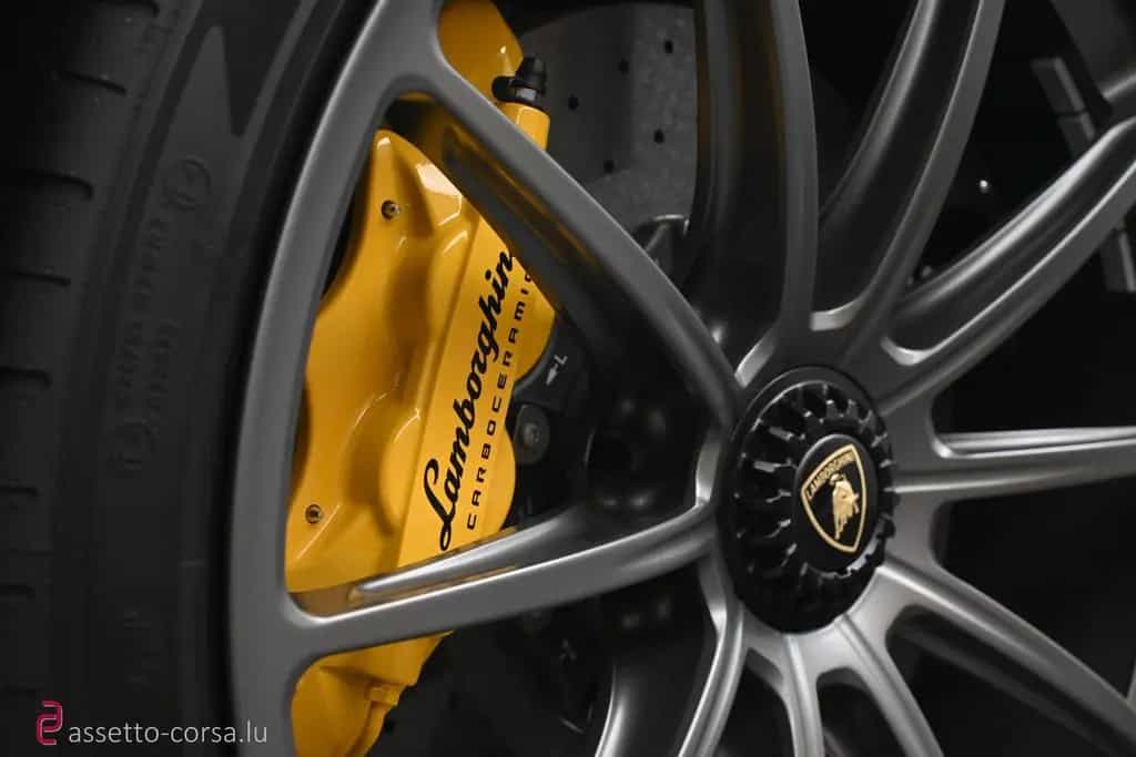 Lamborghini Aventador LP780-4 Ultimae Roadster*Lift*Carbon 08/2022-photo-44