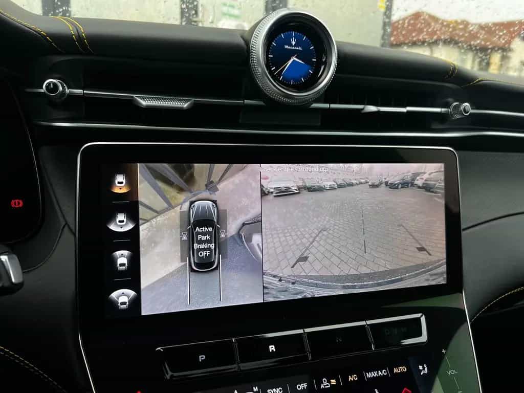 Maserati Grecale 2.0 MHEV Modena Auto 4WD 04/2023-photo-16