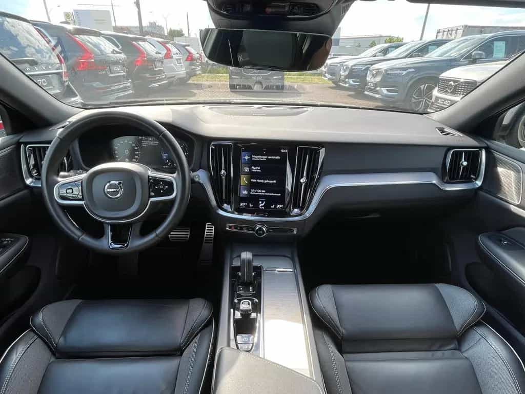Volvo V60 B4 D R Design Aut. Cam AHK H&K Sound ACC 01/2022-photo-13