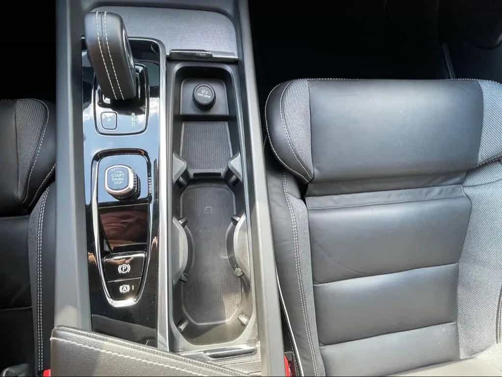 Volvo V60 B4 D R Design Aut. Cam AHK H&K Sound ACC 01/2022-photo-21