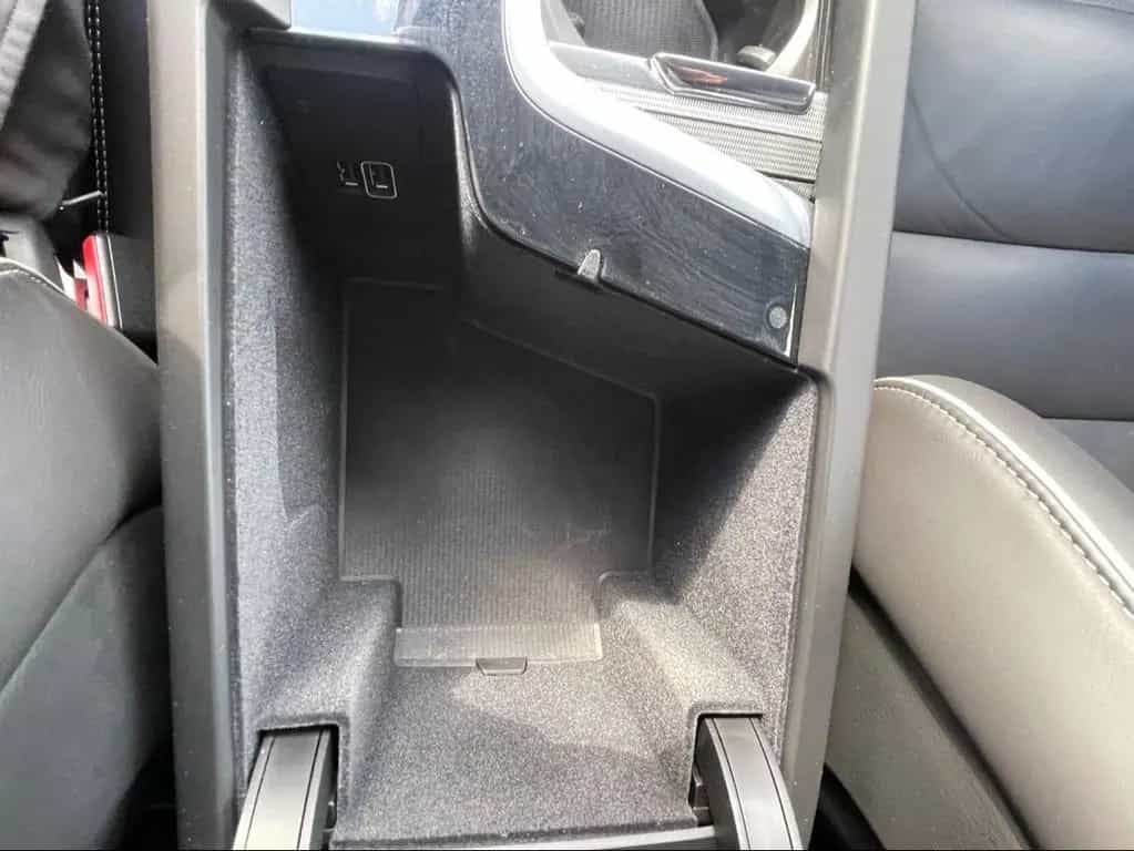 Volvo V60 B4 D R Design Aut. Cam AHK H&K Sound ACC 01/2022-photo-22