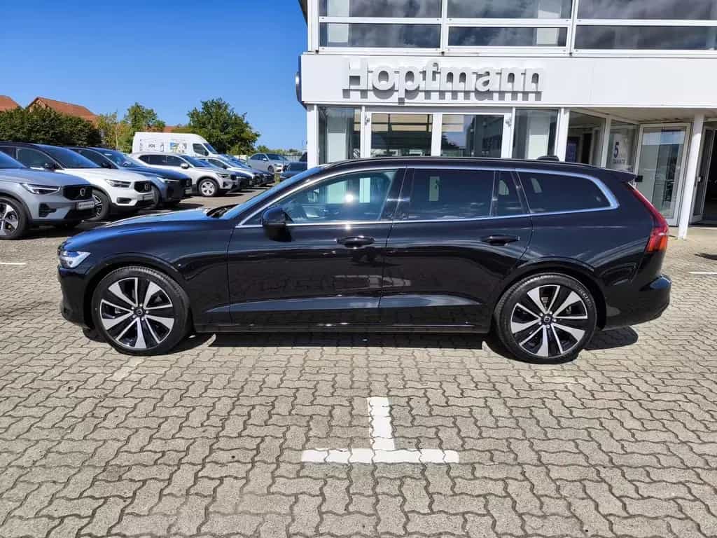 Volvo V60 B4 Benzin ACC BLIS Frontscheibenhzg 11/2024-photo-1