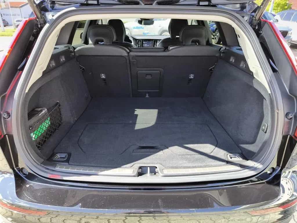 Volvo V60 B4 Benzin ACC BLIS Frontscheibenhzg 11/2024-photo-19