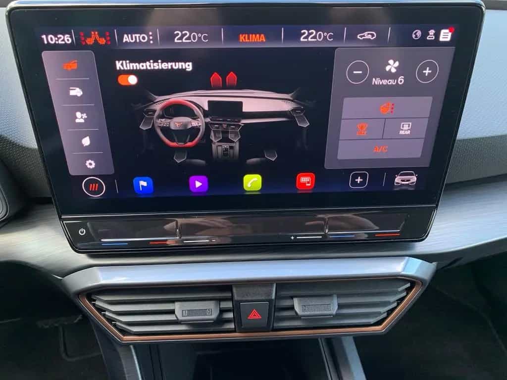 Cupra Leon 1.5 eTSI ACT 7-Gang-DSG +KAMERA+SHZ+PDC+LED 05/2024-photo-17