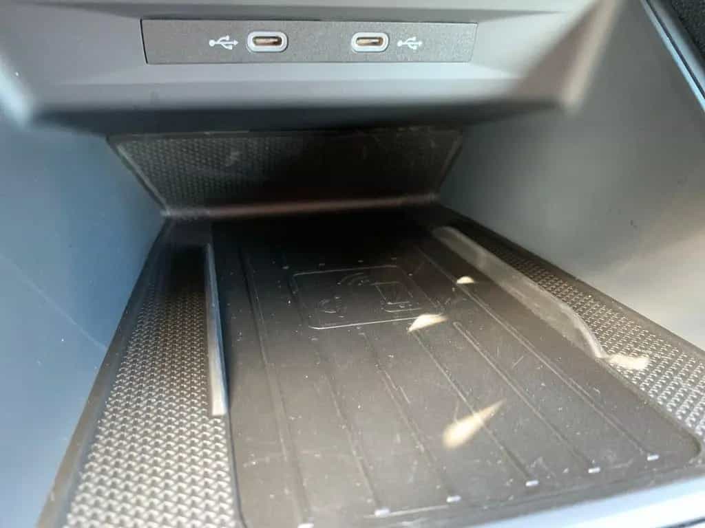 Cupra Leon 1.5 eTSI ACT 7-Gang-DSG +KAMERA+SHZ+PDC+LED 05/2024-photo-35