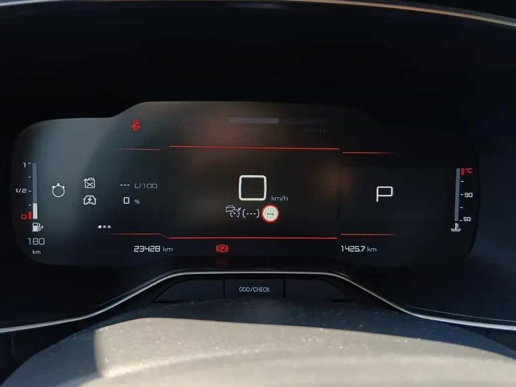 Citroën C5 Aircross ë-Series MildHybrid NAVI+SITZHEIZUNG 03/2024-photo-12