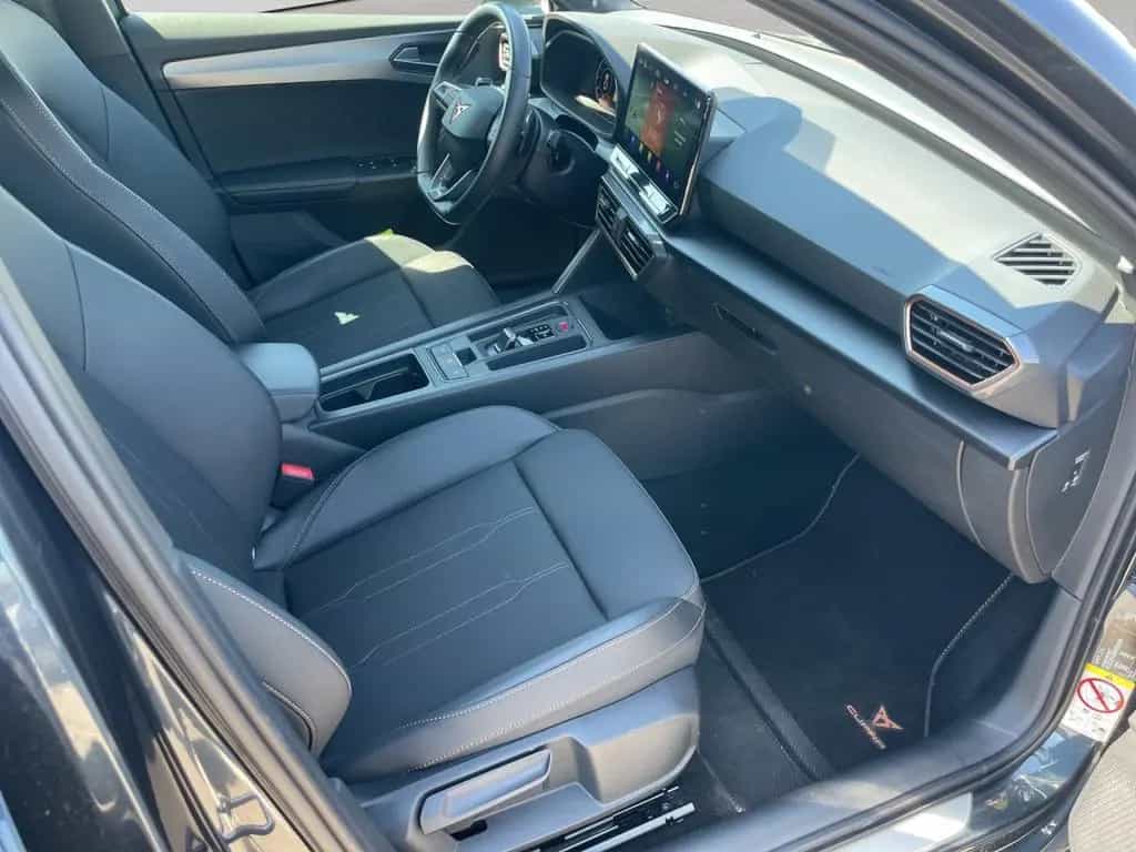 Cupra Leon ST TSI DSG AHK SHZ ACC Matrix Totwinkel 03/2024-photo-14