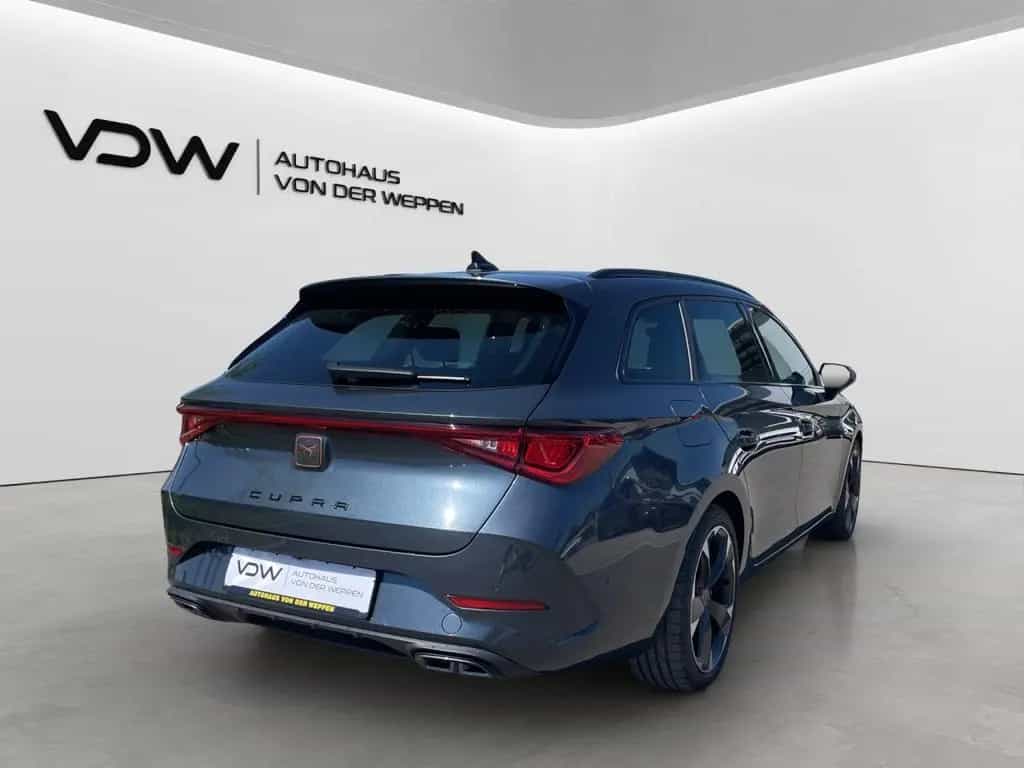 Cupra Leon ST TSI DSG AHK SHZ ACC Matrix Totwinkel 03/2024-photo-7