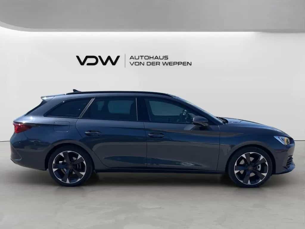 Cupra Leon ST TSI DSG AHK SHZ ACC Matrix Totwinkel 03/2024-photo-8