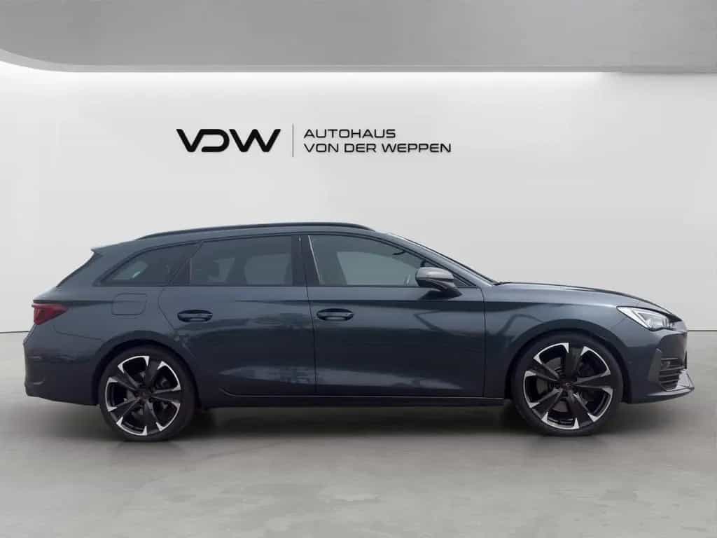 Cupra Leon ST VZ TSI DSG 4Drive AHK ACC SHZ Keyless 04/2023-photo-8