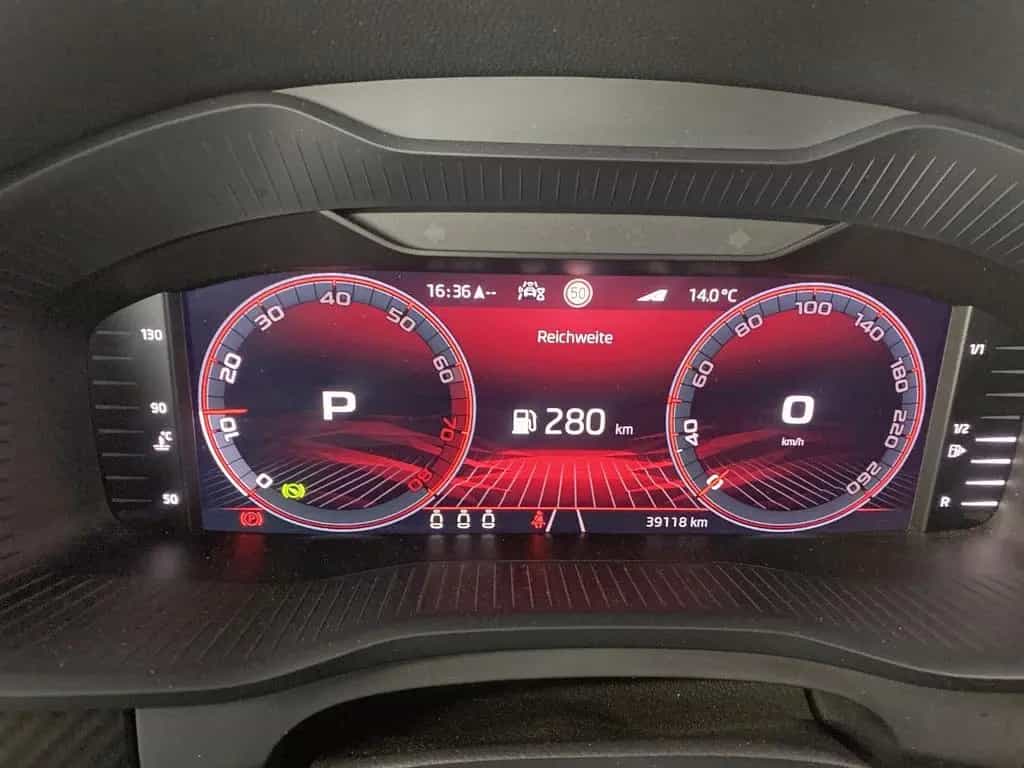 Skoda Kodiaq RS 2,0 TSI 4x4 AHK+NAVI+KAM+LED+ACC+KLIMA 04/2024-photo-10