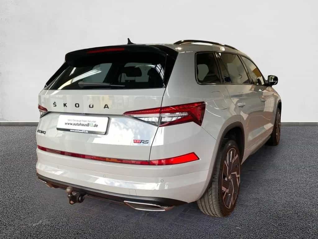 Skoda Kodiaq RS 2,0 TSI 4x4 AHK+NAVI+KAM+LED+ACC+KLIMA 04/2024-photo-4