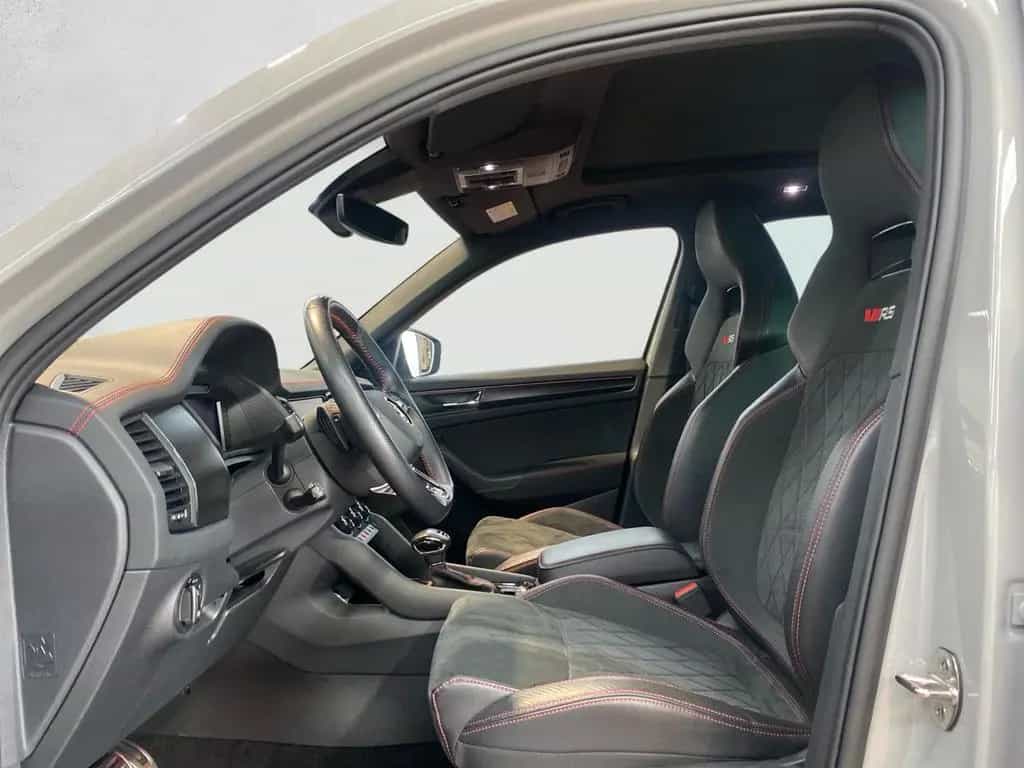Skoda Kodiaq RS 2,0 TSI 4x4 AHK+NAVI+KAM+LED+ACC+KLIMA 04/2024-photo-8