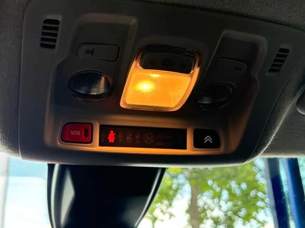 Citroën C3 Shine Pack /Autom./2.Hd/58TKM/SHZ/CARPLAY 08/2020-photo-36