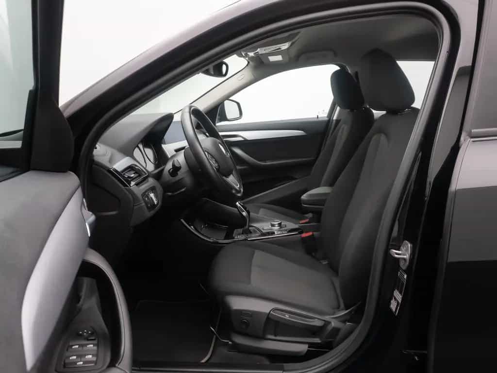 BMW X2 sD18i GeschwindigReg ParkAss DAB Navi Lordos 03/2023-photo-15