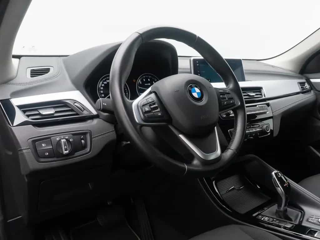 BMW X2 sD18i GeschwindigReg ParkAss DAB Navi Lordos 03/2023-photo-16