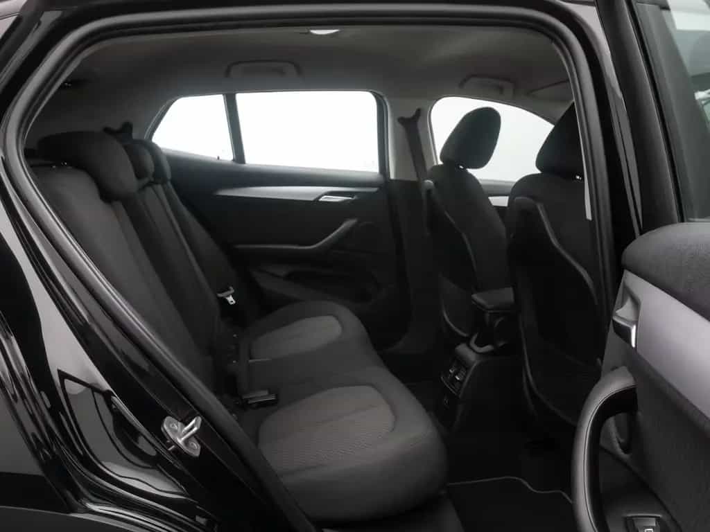 BMW X2 sD18i GeschwindigReg ParkAss DAB Navi Lordos 03/2023-photo-22