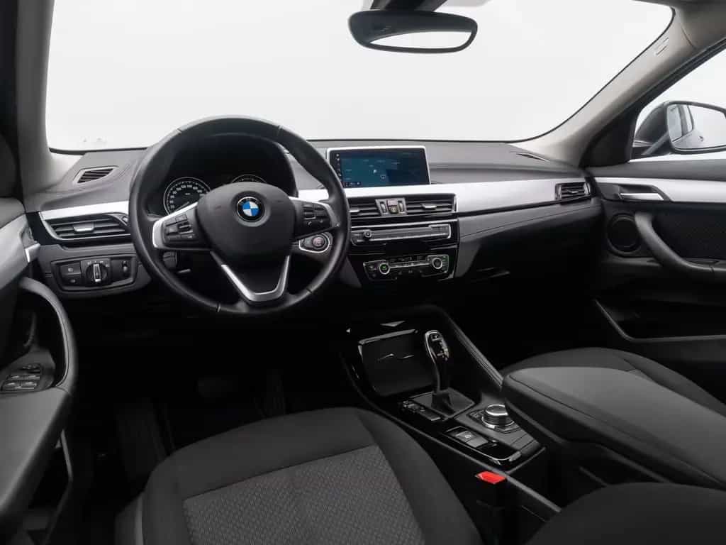 BMW X2 sD18i GeschwindigReg ParkAss DAB Navi Lordos 03/2023-photo-32
