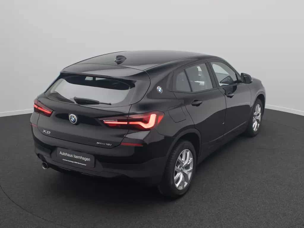 BMW X2 sD18i GeschwindigReg ParkAss DAB Navi Lordos 03/2023-photo-6