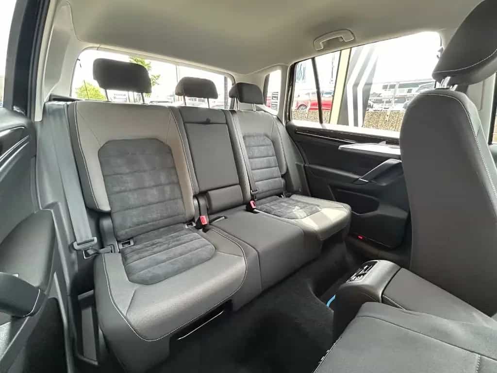 Volkswagen Golf VII Sportsvan 1.4 TSI Highline NAVI+AHK+GJR 06/2016-photo-12