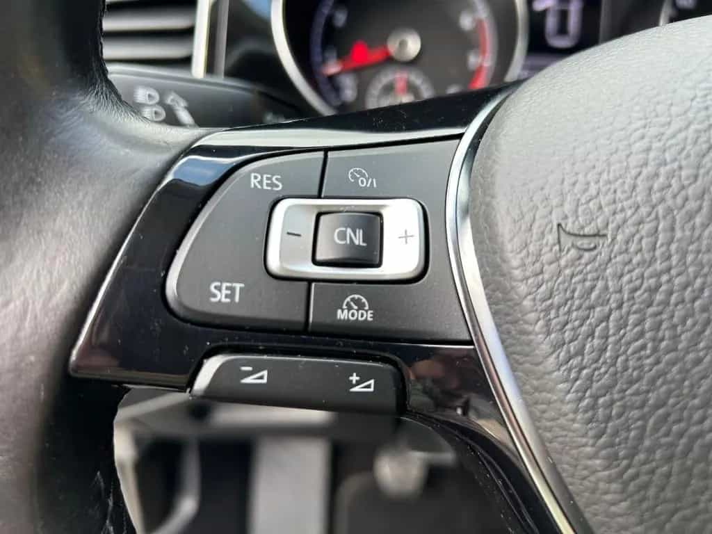 Volkswagen Golf VII Sportsvan 1.4 TSI Highline NAVI+AHK+GJR 06/2016-photo-27