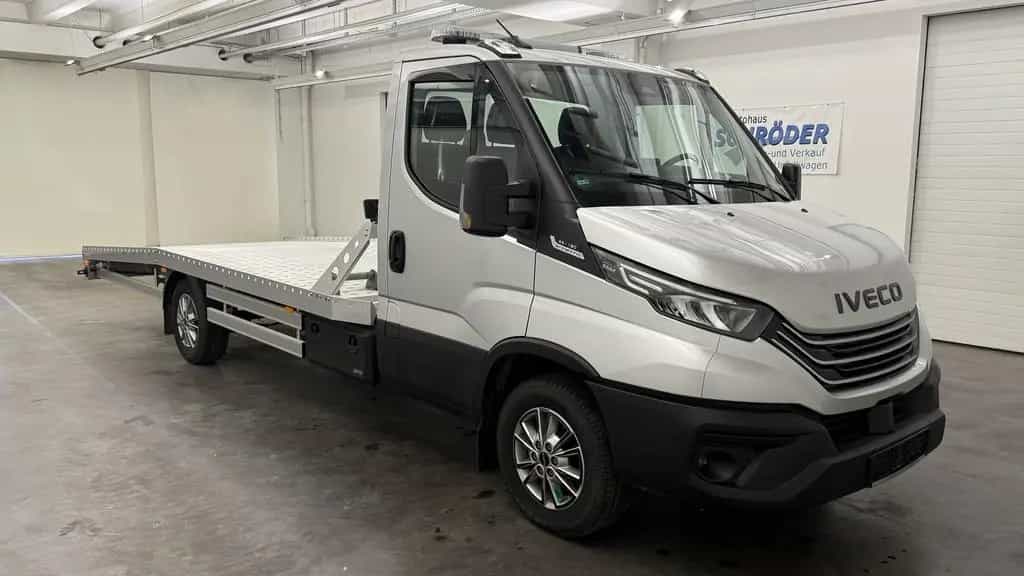 Iveco Other Daily 35-180 Hi-Matic 3.0L Autotransporter Aut. 02/2026-photo-1