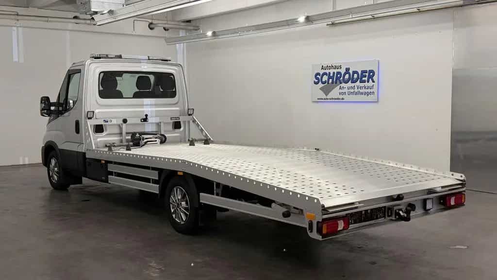 Iveco Other Daily 35-180 Hi-Matic 3.0L Autotransporter Aut. 02/2026-photo-2