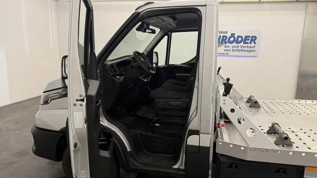 Iveco Other Daily 35-180 Hi-Matic 3.0L Autotransporter Aut. 02/2026-photo-5