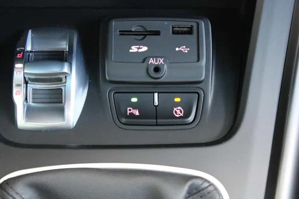 Alfa Romeo Giulietta *Tüv&Inspektion Neu*Panodach*2.Hd*Navi* 05/2016-photo-19