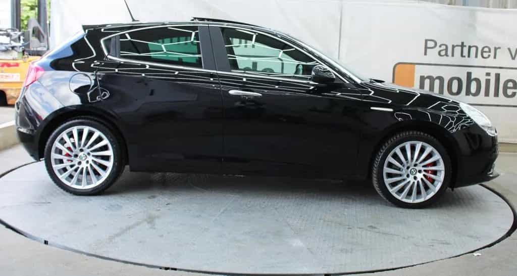 Alfa Romeo Giulietta *Tüv&Inspektion Neu*Panodach*2.Hd*Navi* 05/2016-photo-5