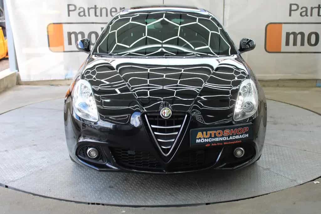Alfa Romeo Giulietta *Tüv&Inspektion Neu*Panodach*2.Hd*Navi* 05/2016-photo-6