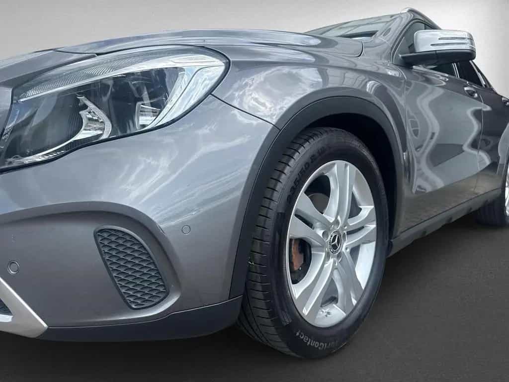 Mercedes-Benz GLA 180 Urban Navi Klima Kamera 12/2019-photo-13