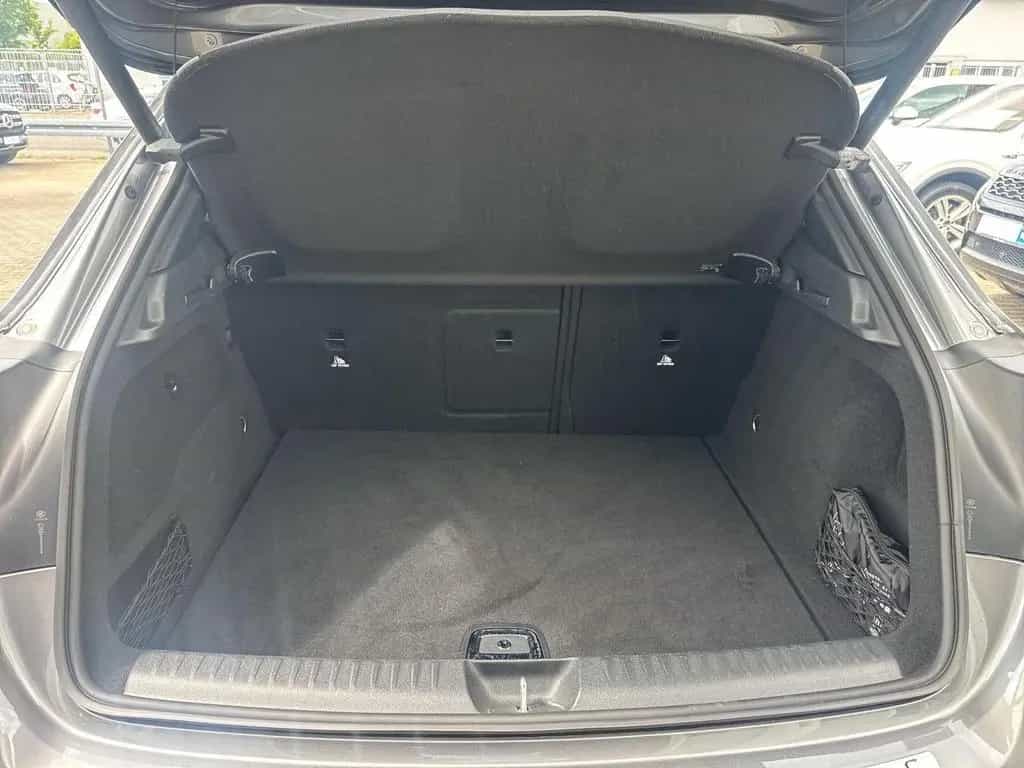 Mercedes-Benz GLA 180 Urban Navi Klima Kamera 12/2019-photo-19