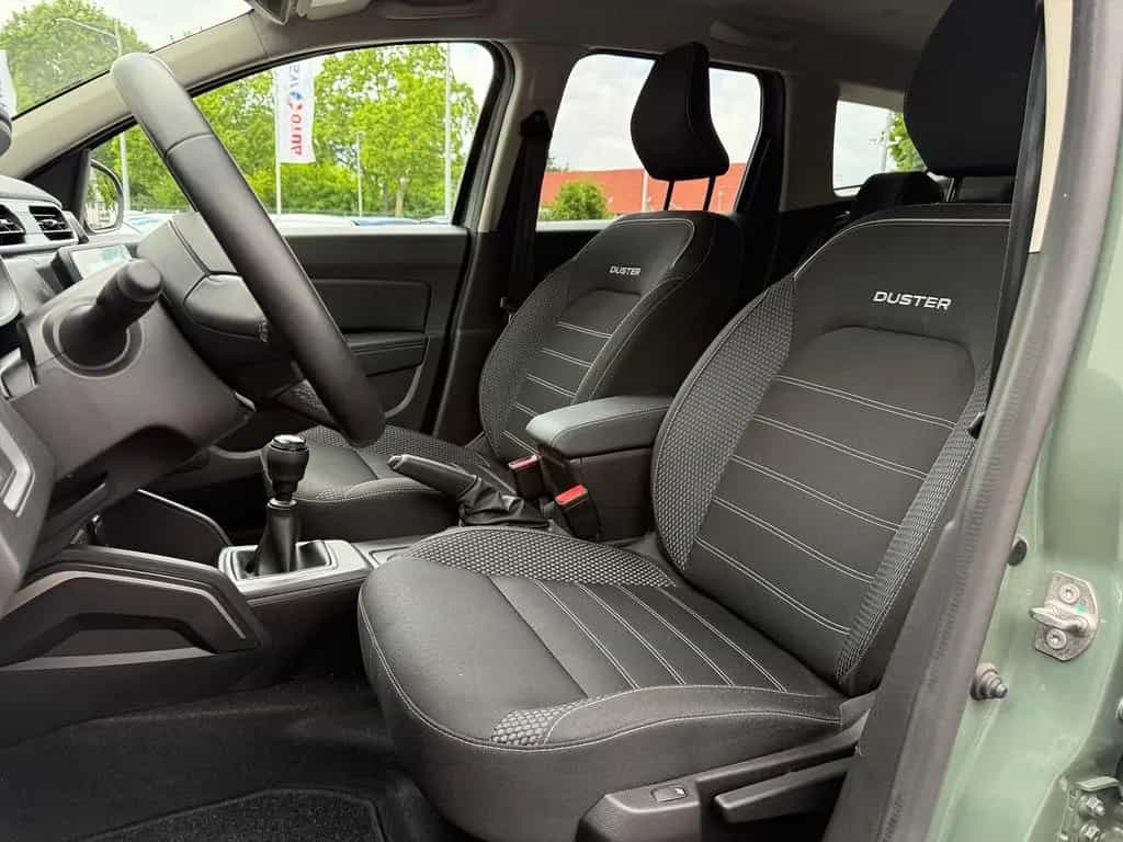 Dacia Duster II 1.3 TCE Journey LED Navi Kamera DAB 04/2024-photo-33