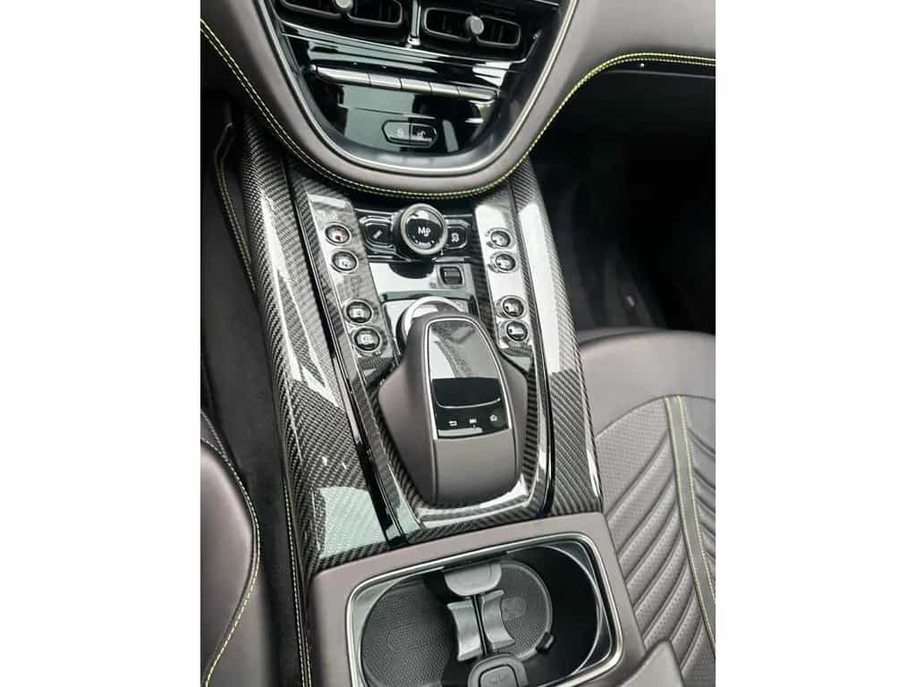 Aston Martin DBX DBX 707 V8 4x4 / FULL CARBON 10/2023-photo-9