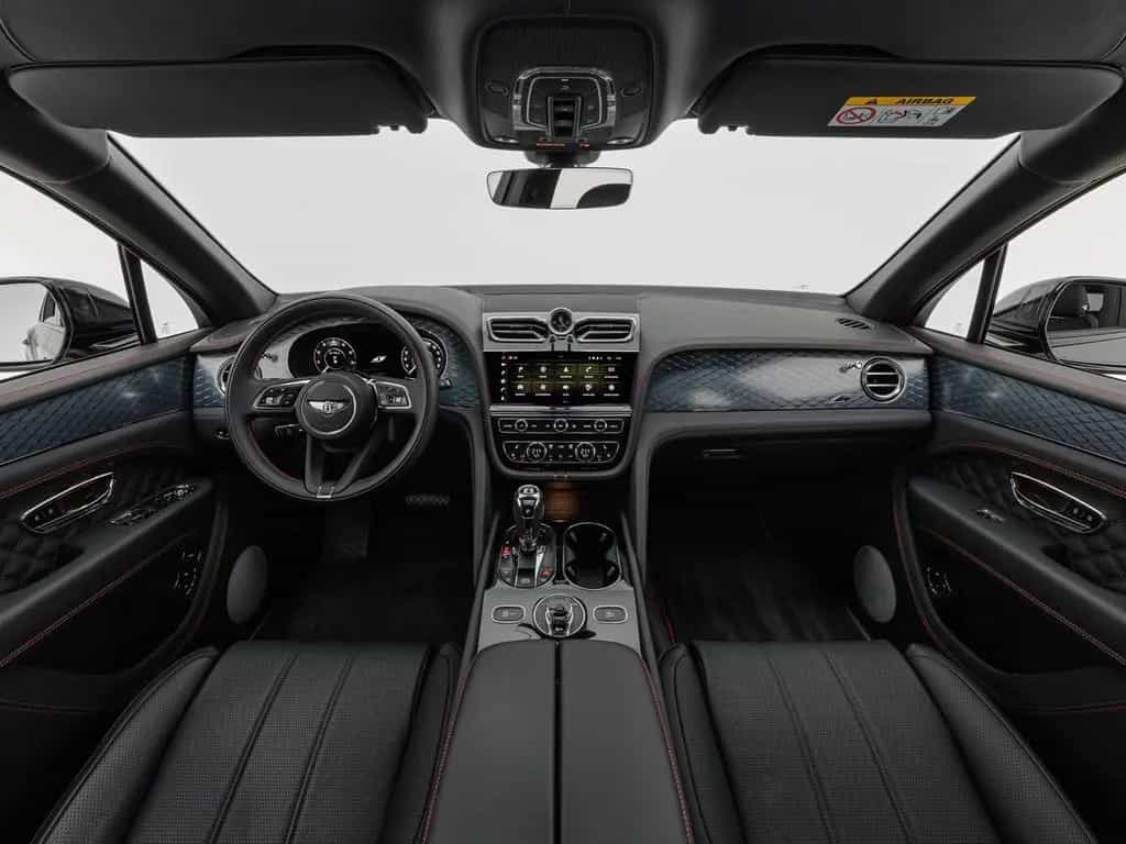 Bentley Bentayga S V8 / Privacy Glass 04/2024-photo-10