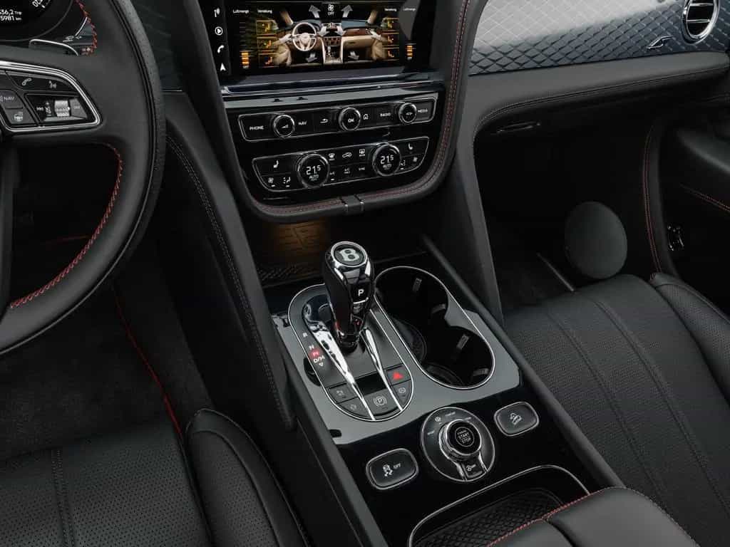 Bentley Bentayga S V8 / Privacy Glass 04/2024-photo-16