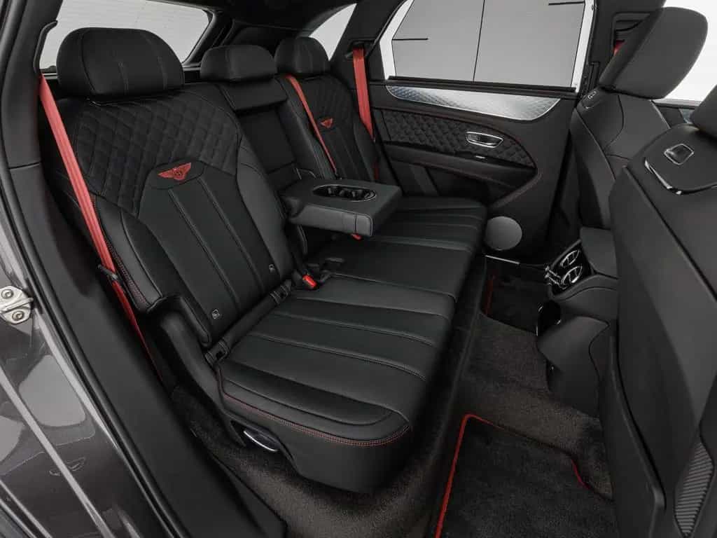 Bentley Bentayga S V8 / Privacy Glass 04/2024-photo-23