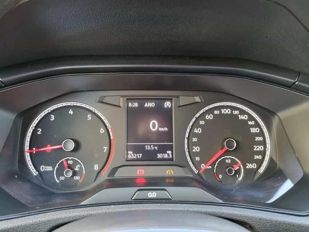 Volkswagen T-Roc 1.0 TSI 08/2018-photo-15